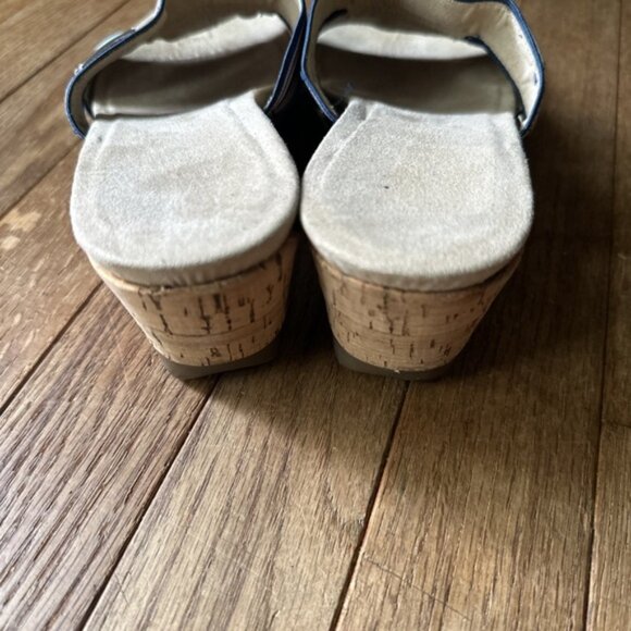 Anne Klein Wedge Sandals Size 7 Striped Sailor Chic Cork Heel Summer‎ - Picture 3 of 8